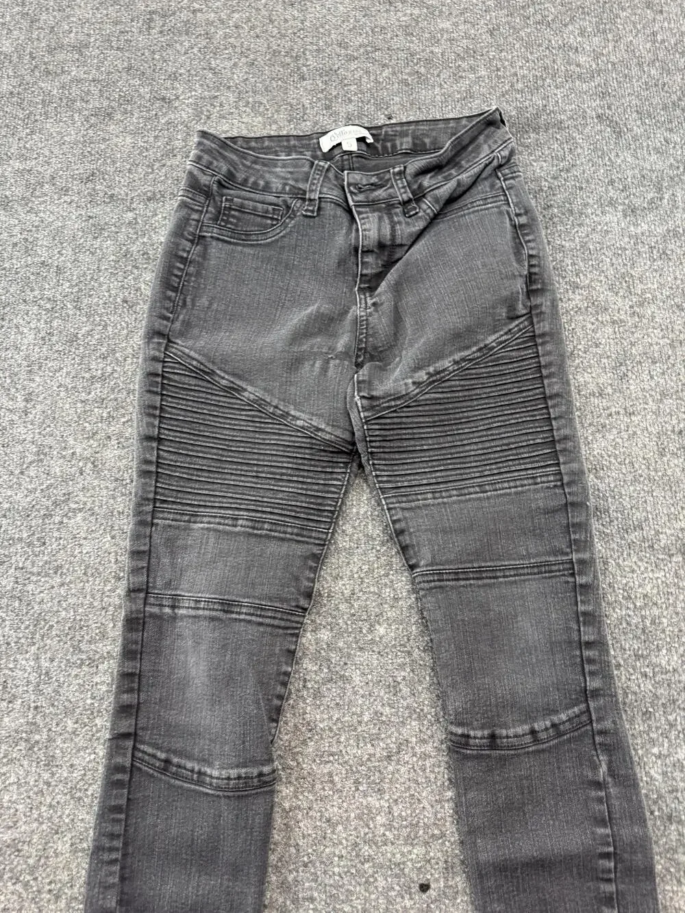 Cello Jeans Skinny Jeans Juniors 5 Gray Charcoal Wash Moto Pleated 25 Inseam